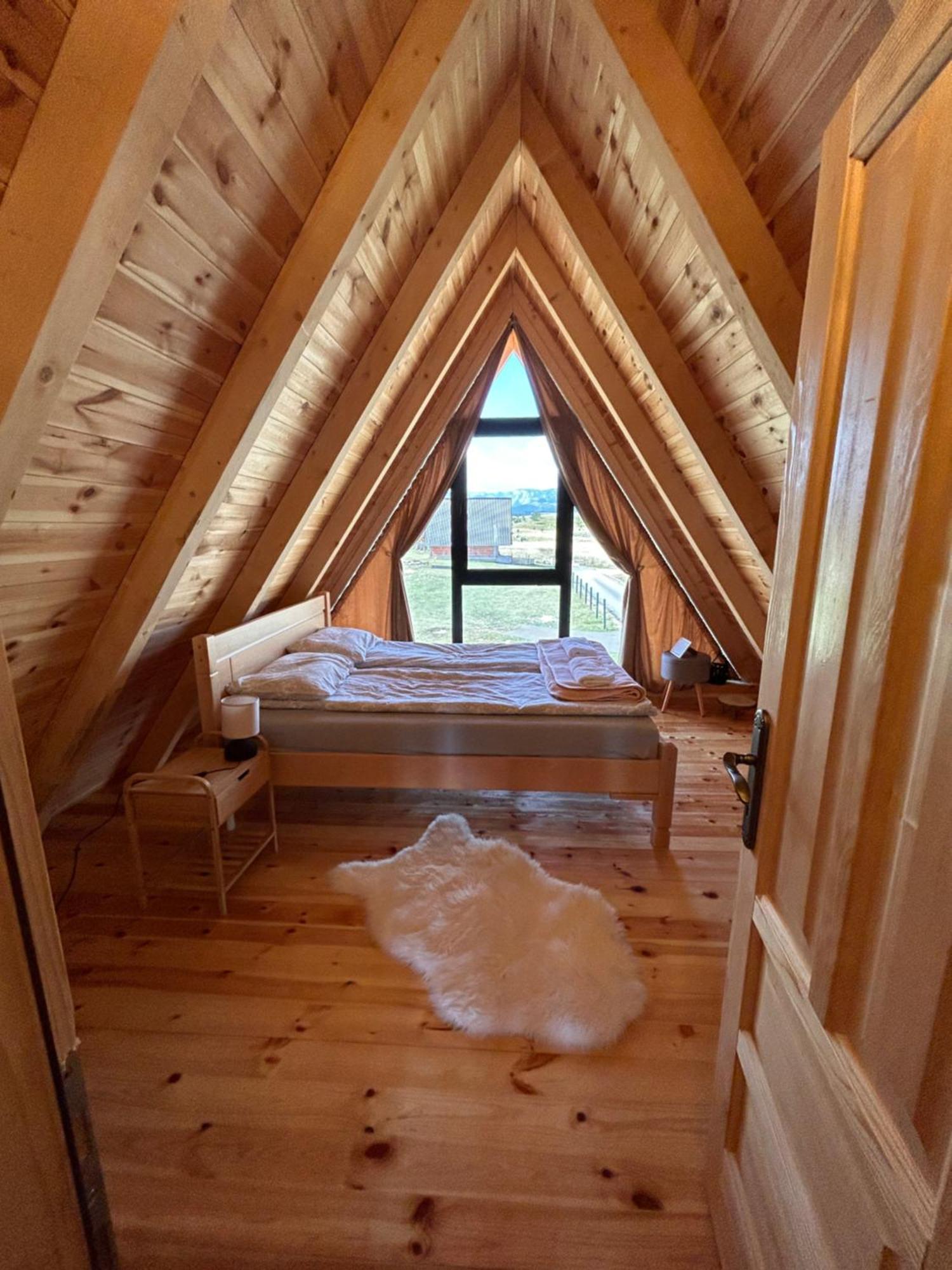 Guest House Max ชาเบลียค ภายนอก รูปภาพ